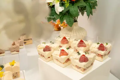 Verrines fraises et chantilly — buffet sucré Chef.BDG
